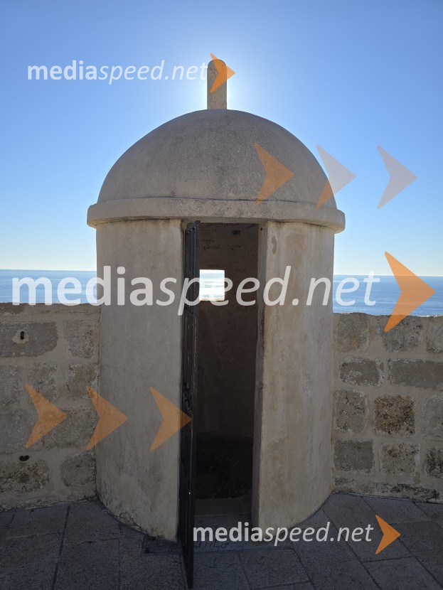 Dubrovnik, biser Jadrana s sredozemskim šarmom