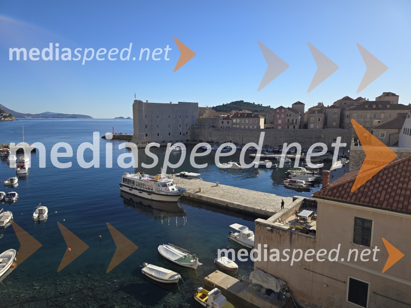 Dubrovnik, biser Jadrana s sredozemskim šarmom