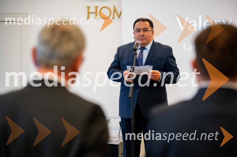  Valery Arakelov, direktor in lastnik podjetja Terme Resort d.o.o.Promocija turistične revije LIKE Slovenija - Hrvaška - Srbija