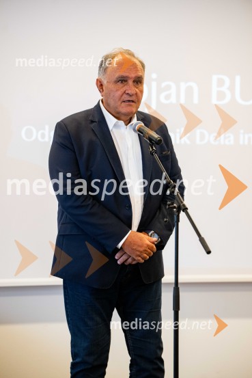  Bojan Budja, odgovorni urednik Dela in Slovenskih novicPromocija turistične revije LIKE Slovenija - Hrvaška - Srbija