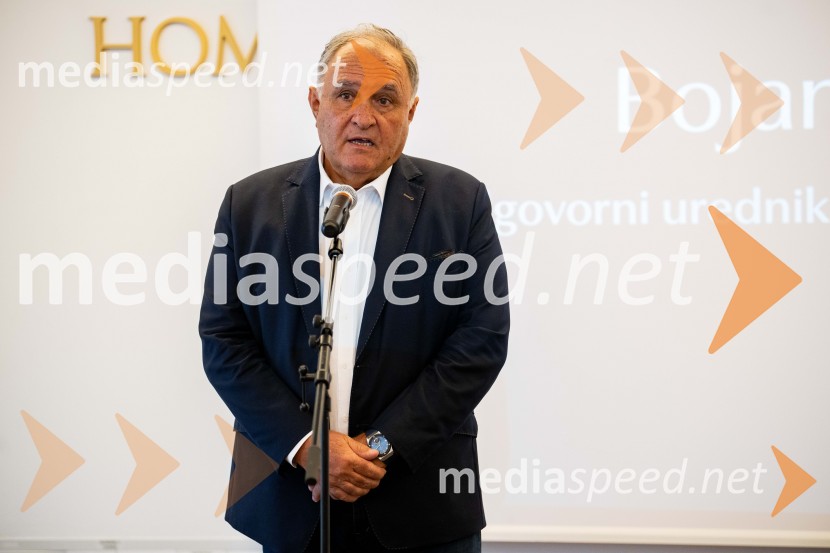  Bojan Budja, odgovorni urednik Dela in Slovenskih novicPromocija turistične revije LIKE Slovenija - Hrvaška - Srbija