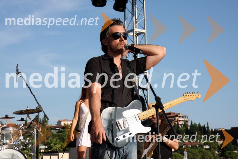 Jan Plestenjak, pevecJan Plestenjak, koncert v Portorožu