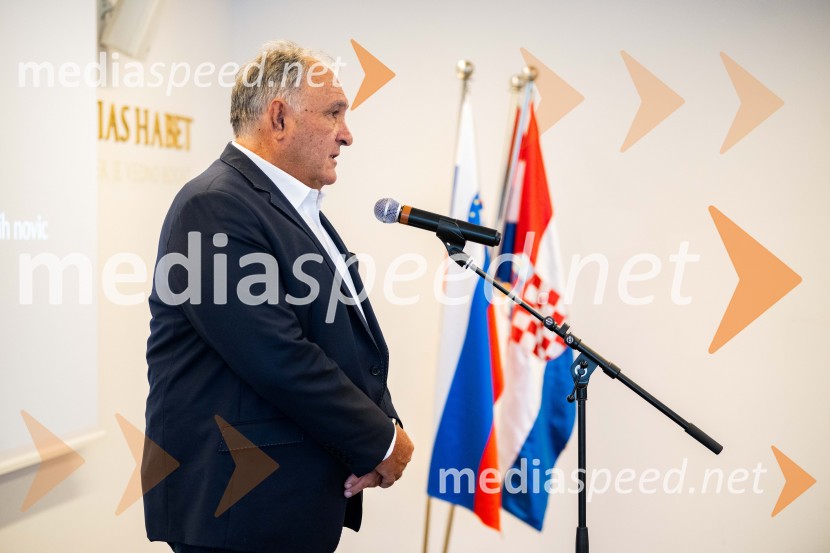  Bojan Budja, odgovorni urednik Dela in Slovenskih novicPromocija turistične revije LIKE Slovenija - Hrvaška - Srbija