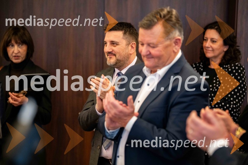  Goran Ogurlić, glavni urednik Jutranjega lista;  ... Promocija turistične revije LIKE Slovenija - Hrvaška - Srbija