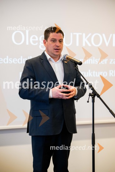  Oleg Butković, podpredsednik Vlade RH in minister za pomorstvo, promet in infrastrukturo Republike HrvaškePromocija turistične revije LIKE Slovenija - Hrvaška - Srbija