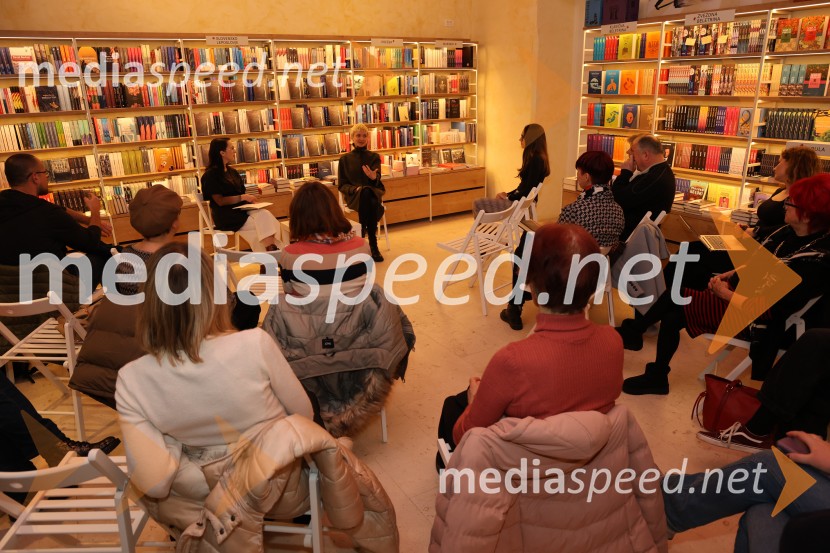 Predstavitev knjige September Ane Schnabl