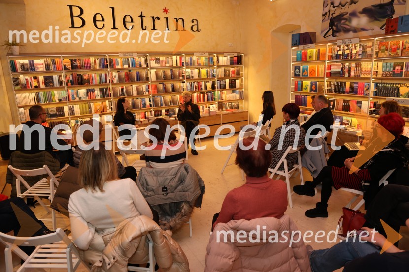 Predstavitev knjige September Ane Schnabl