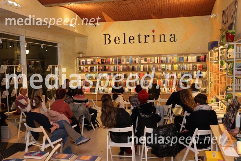 Predstavitev knjige September Ane Schnabl