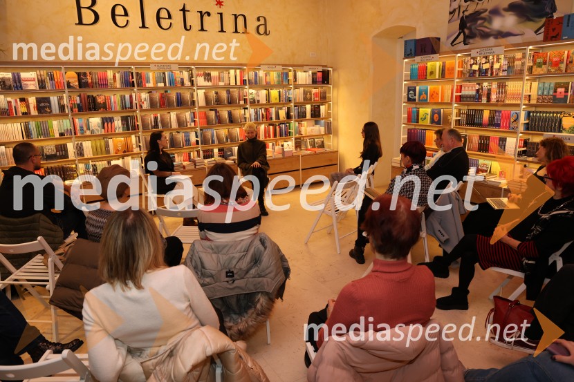 Predstavitev knjige September Ane Schnabl