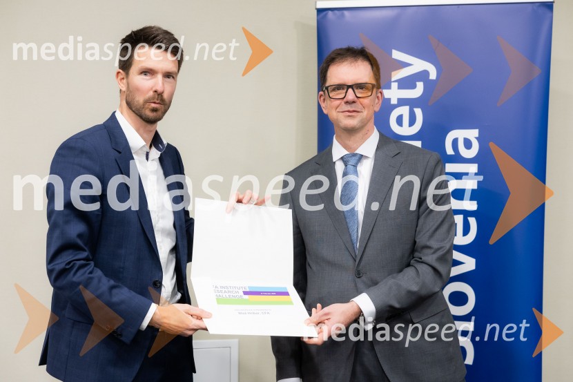  Blaž Hribar, CFA, sodnik;  ... CFA Research Challenge 2024/2025