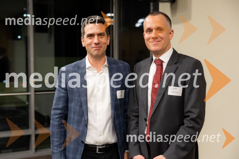   Uroš Ivanc, CFA, predsednik društva CFA Society Slovenia in član uprave Zavarovalnice Triglav;  Oliver P. Müller, CFA, CAIA, FRM, CFA Society SwitzerlandCFA Research Challenge 2024/2025