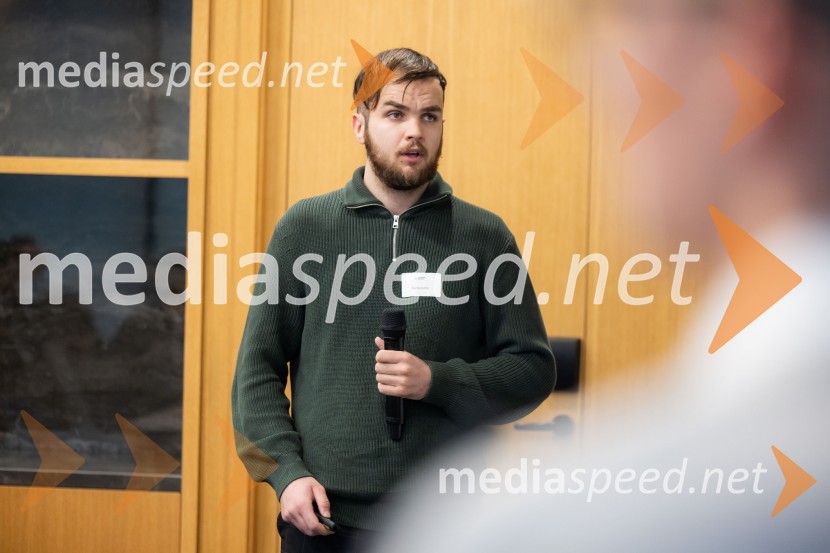  Žak KocjančičCFA Research Challenge 2024/2025