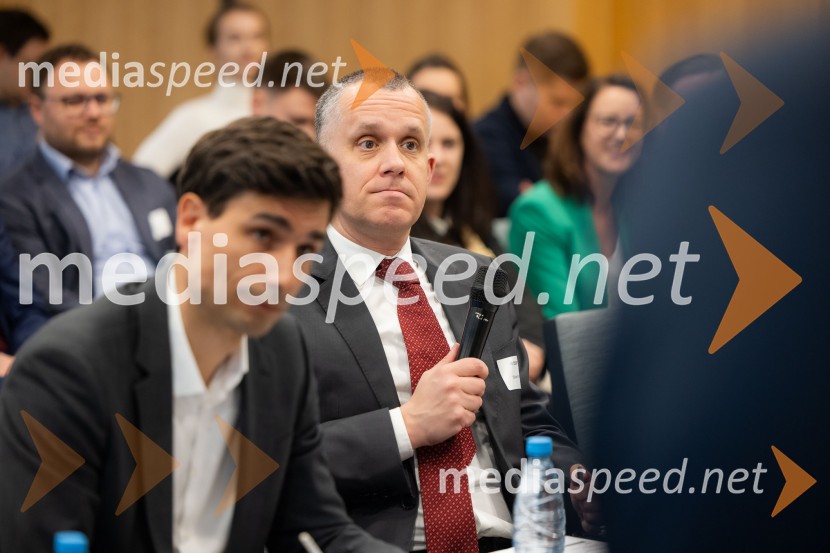  Oliver P. Müller, CFA, CAIA, FRM, CFA Society SwitzerlandCFA Research Challenge 2024/2025