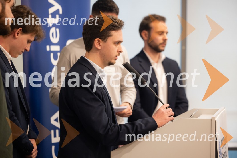  Klemen SodecCFA Research Challenge 2024/2025