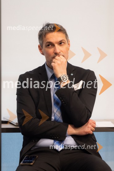  Bojan Ivanc, CFA društvo SlovenijaCFA Research Challenge 2024/2025