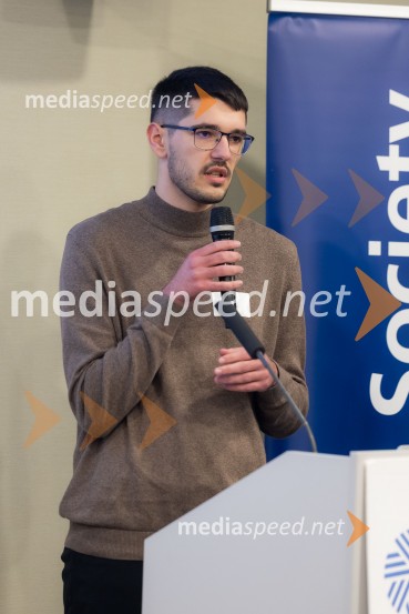  Rastko IličCFA Research Challenge 2024/2025