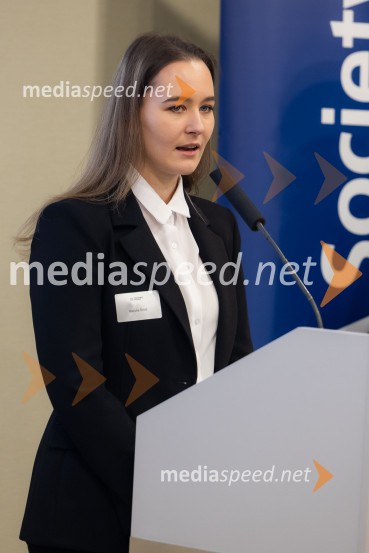  Maruša ŠmidCFA Research Challenge 2024/2025