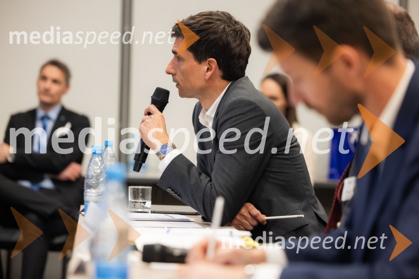  Andrej Petek, CFA, član uprave Triglav SkladiCFA Research Challenge 2024/2025