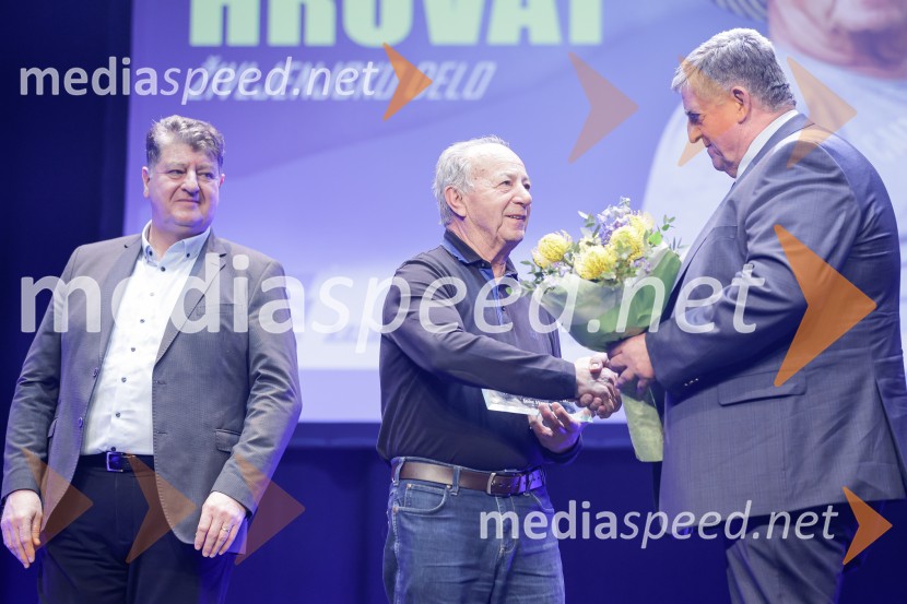  Jože  Simončič, Župan občine Šentjernej;  Jože Hrovat;  Andraž  Rumpret , Kmetija KarlovčekOdprtje Kasaške akademije s podelitvijo nagrad