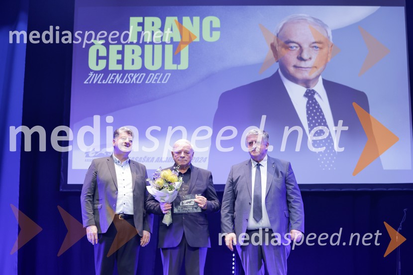  Jože  Simončič, Župan občine Šentjernej;  Franc Čebulj;  Andraž  Rumpret , Kmetija KarlovčekOdprtje Kasaške akademije s podelitvijo nagrad