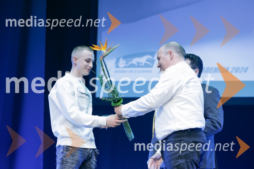  Aleksander ZaletelOdprtje Kasaške akademije s podelitvijo nagrad