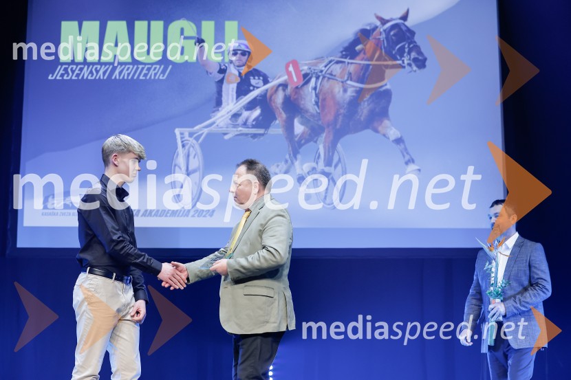 Odprtje Kasaške akademije s podelitvijo nagrad