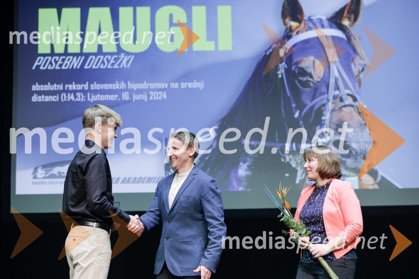 Odprtje Kasaške akademije s podelitvijo nagrad