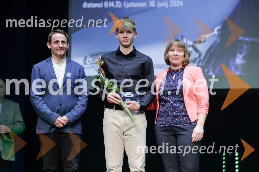 Odprtje Kasaške akademije s podelitvijo nagrad