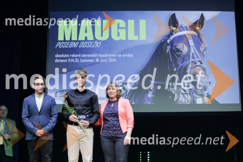 Odprtje Kasaške akademije s podelitvijo nagrad