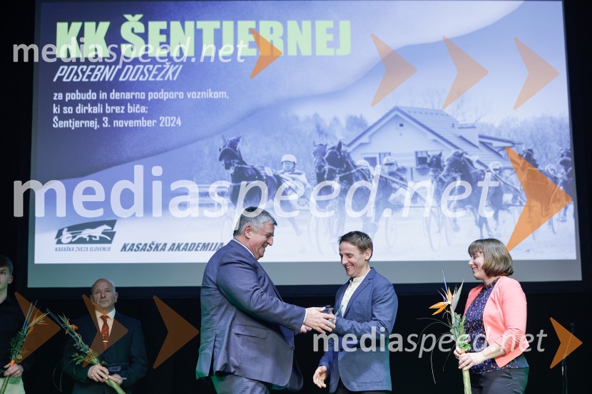 Odprtje Kasaške akademije s podelitvijo nagrad