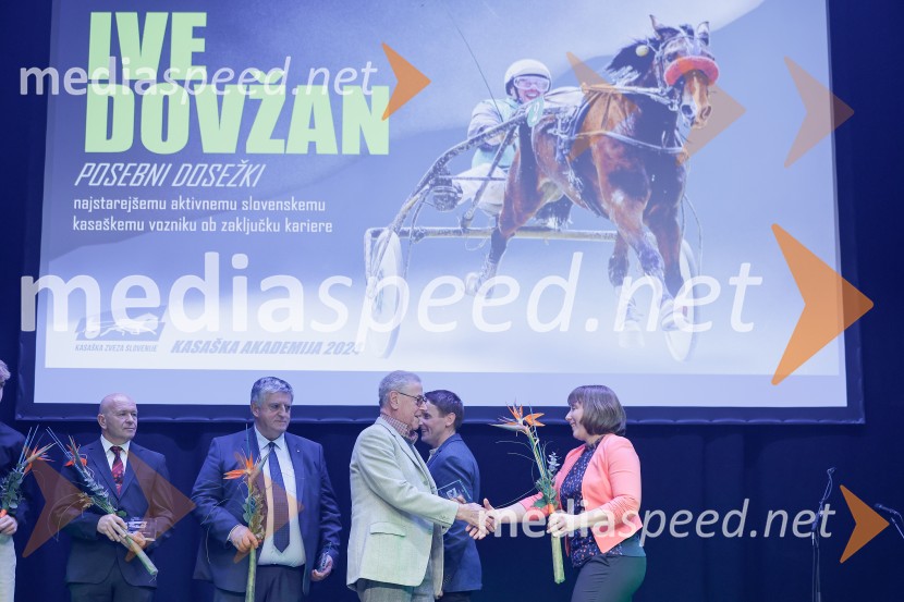 Odprtje Kasaške akademije s podelitvijo nagrad