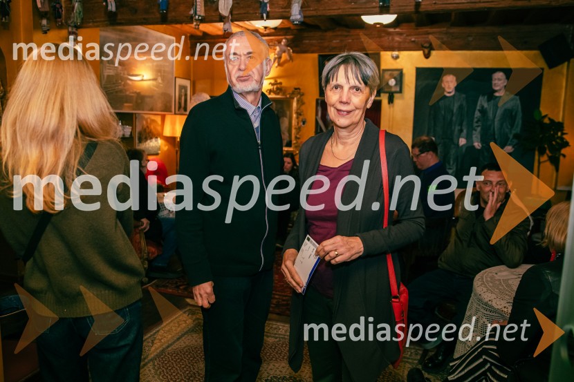 Nafta, premiera predstave v Mini teatru