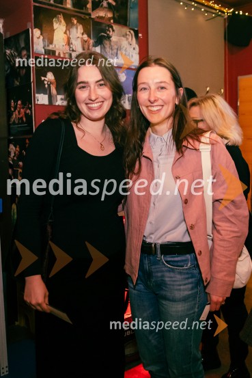  ... ;  Sara Gorše, igralkaNafta, premiera predstave v Mini teatru