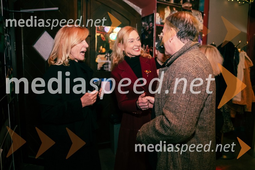 Nafta, premiera predstave v Mini teatru