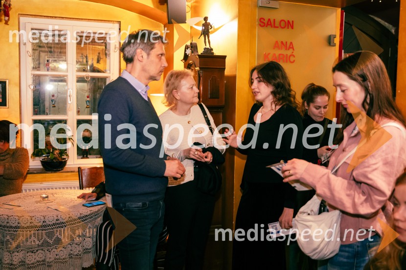 Nafta, premiera predstave v Mini teatru