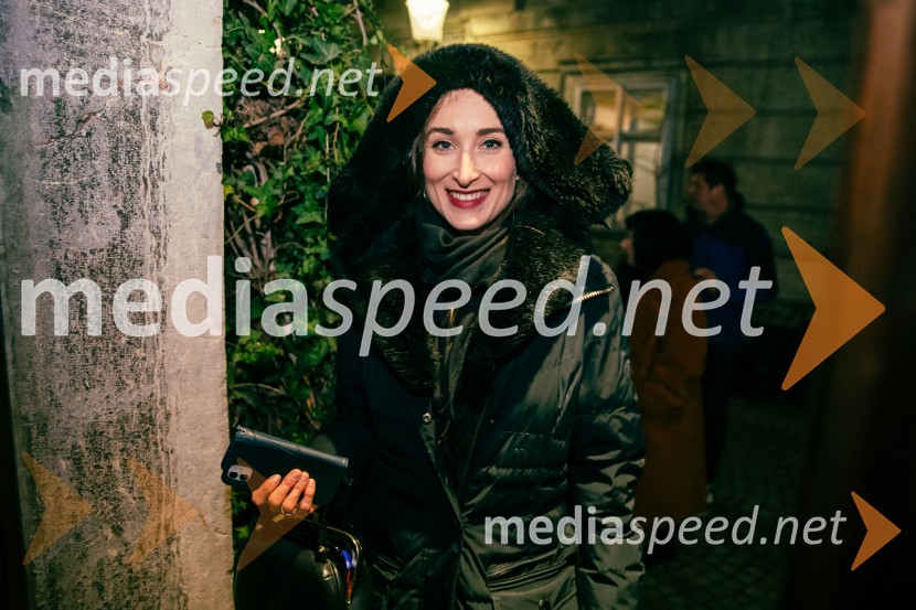  Gaja Višnar, igralkaNafta, premiera predstave v Mini teatru