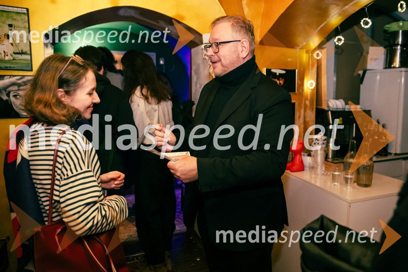  ... ;  Robert Waltl, direktor, Mini teaterNafta, premiera predstave v Mini teatru