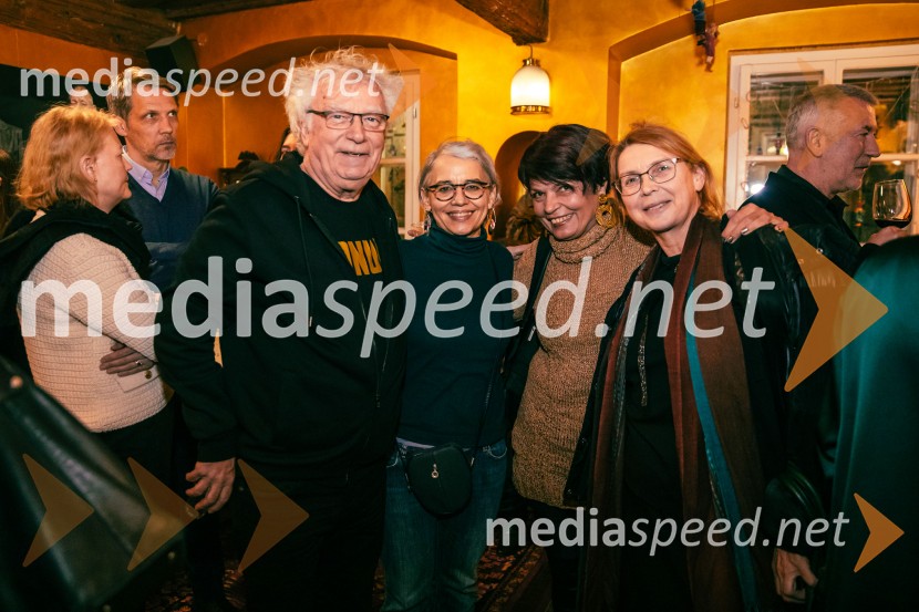  Mile Crnović;  ... ;  ... ;  Darja Reichman, igralkaNafta, premiera predstave v Mini teatru