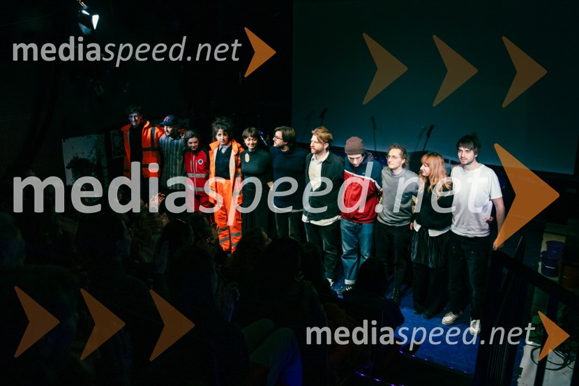 Nafta, premiera predstave v Mini teatru