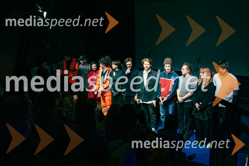 Nafta, premiera predstave v Mini teatru