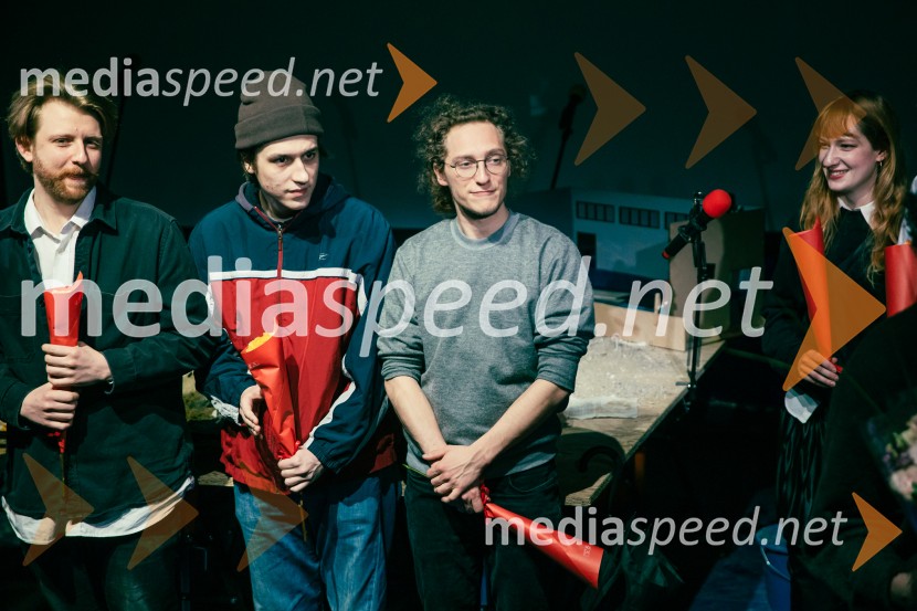  ... ;  ... ;  Filip  Mramor, igralec;  ... Nafta, premiera predstave v Mini teatru