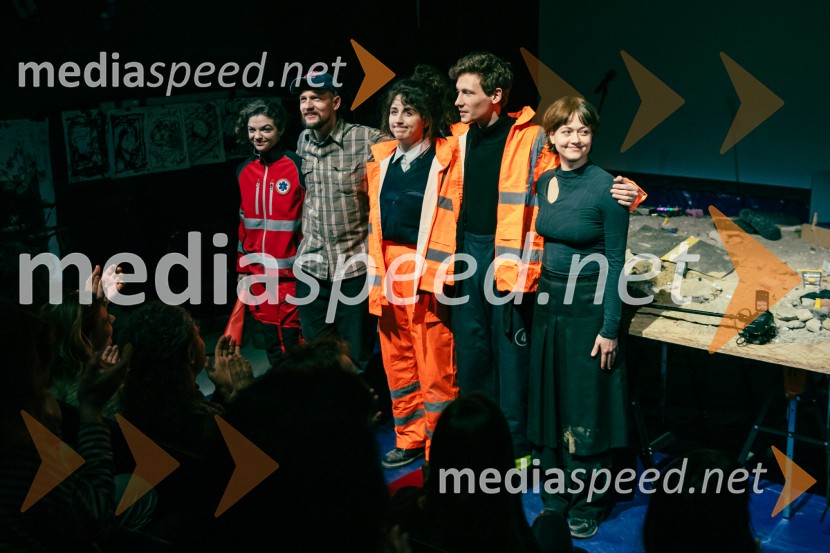 Nafta, premiera predstave v Mini teatru