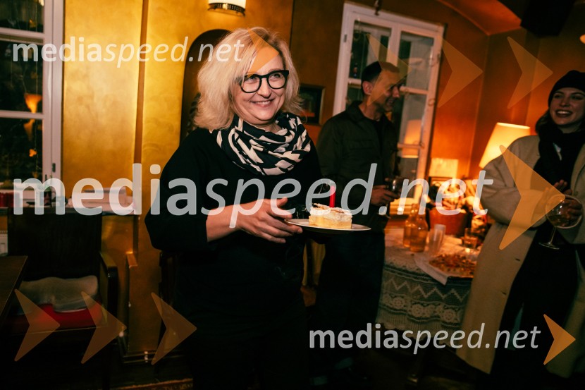  Nataša Barbara Gračner, režiserka in igralkaNafta, premiera predstave v Mini teatru