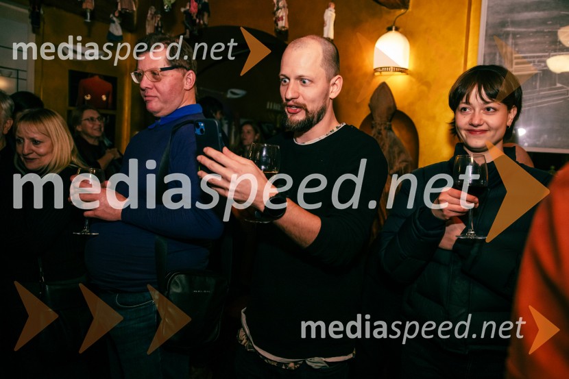  Jernej Gašperin, igralecNafta, premiera predstave v Mini teatru