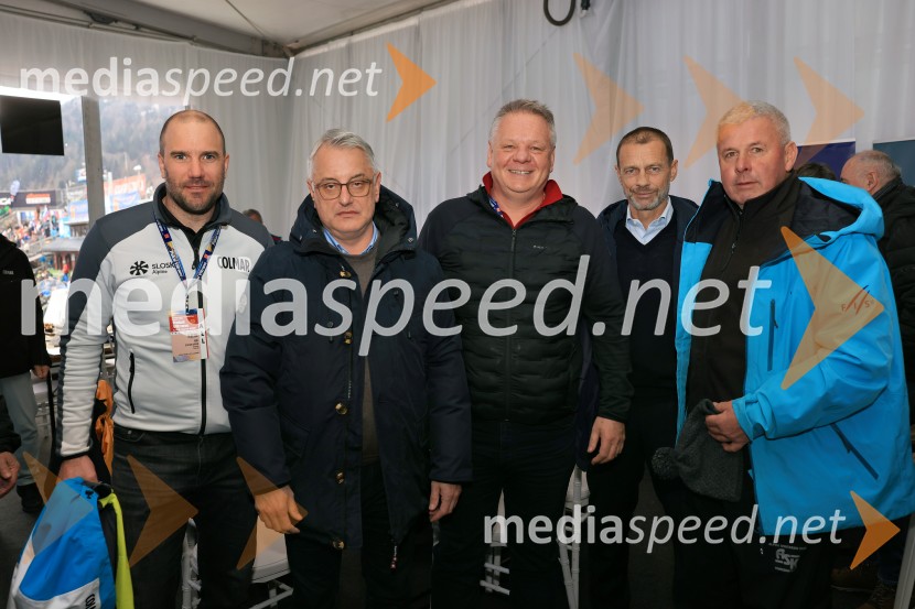  Uroš Zupan, direktor, Smučarska zveza Slovenije ;  Karolina Marolt, vodja marketinga, Curaprox Slovenija in predavateljica na šoli LSPR;  ... ;  Aleksander Čeferin, odvetnik in predsednik UEFE;  Grega  Benedik, nekdanji smučar64. Pokal Vitranc 2025, VIP druženje