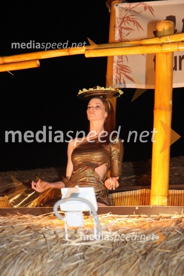 PlesalkaAlya, snemanje videospota za pesem Brazil