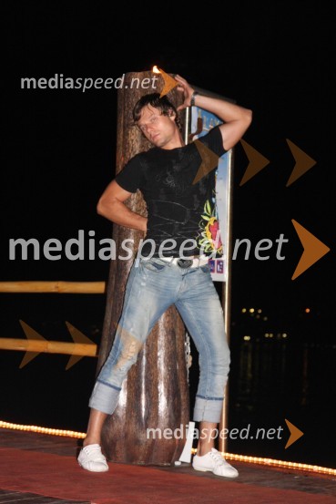 Boštjan Mihalič, maneken ter plesalecAlya, snemanje videospota za pesem Brazil