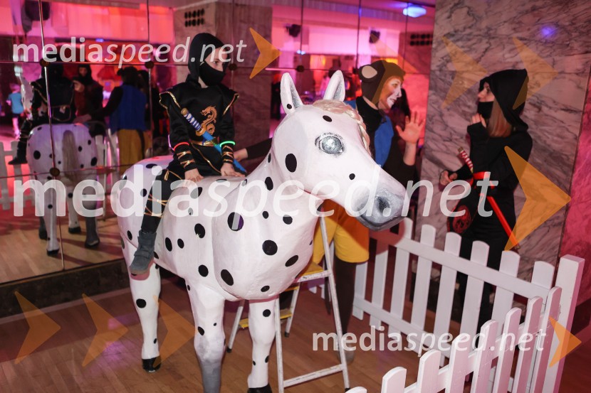 Pustovanje v Festivalni dvorani 2025, sobota