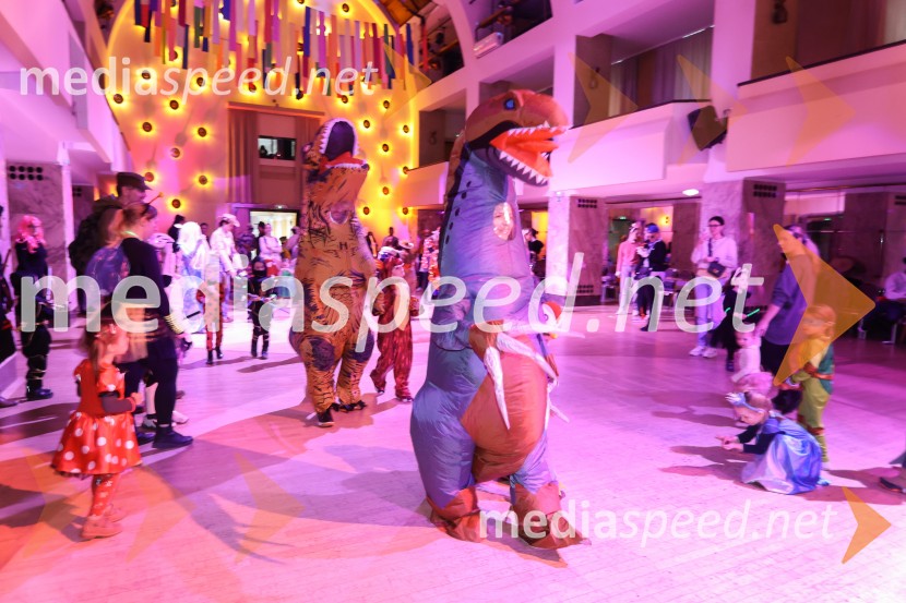 Pustovanje v Festivalni dvorani 2025, sobota