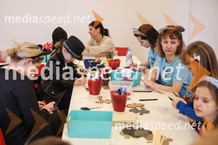 Pustovanje v Festivalni dvorani 2025, sobota